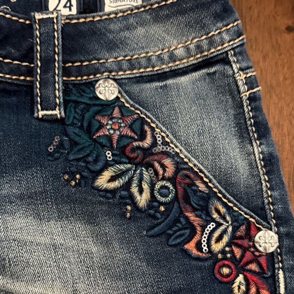 Miss Me Distressed Blue Jean Shorts with Embellished Pockets - Picture 5 of 9